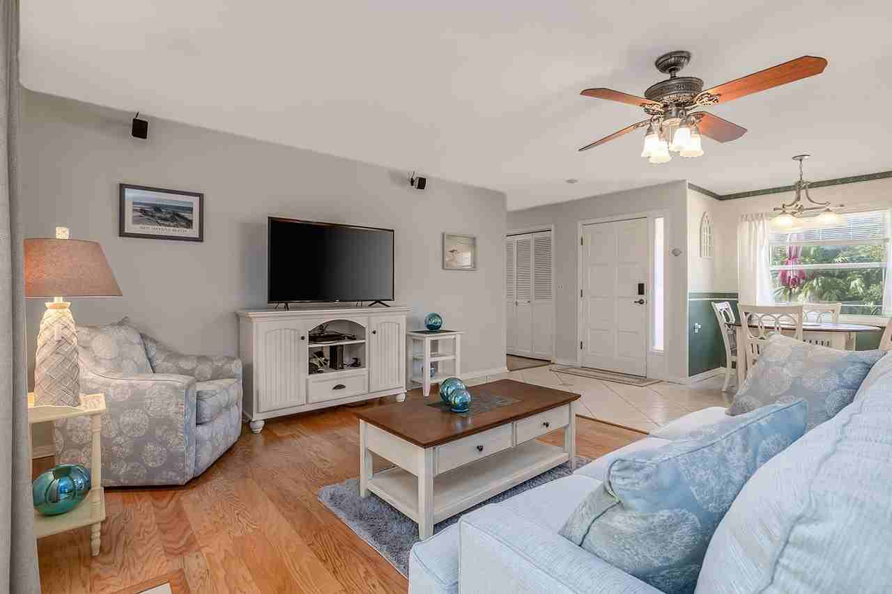4435 Saxon Dr - Photo 7 of 25