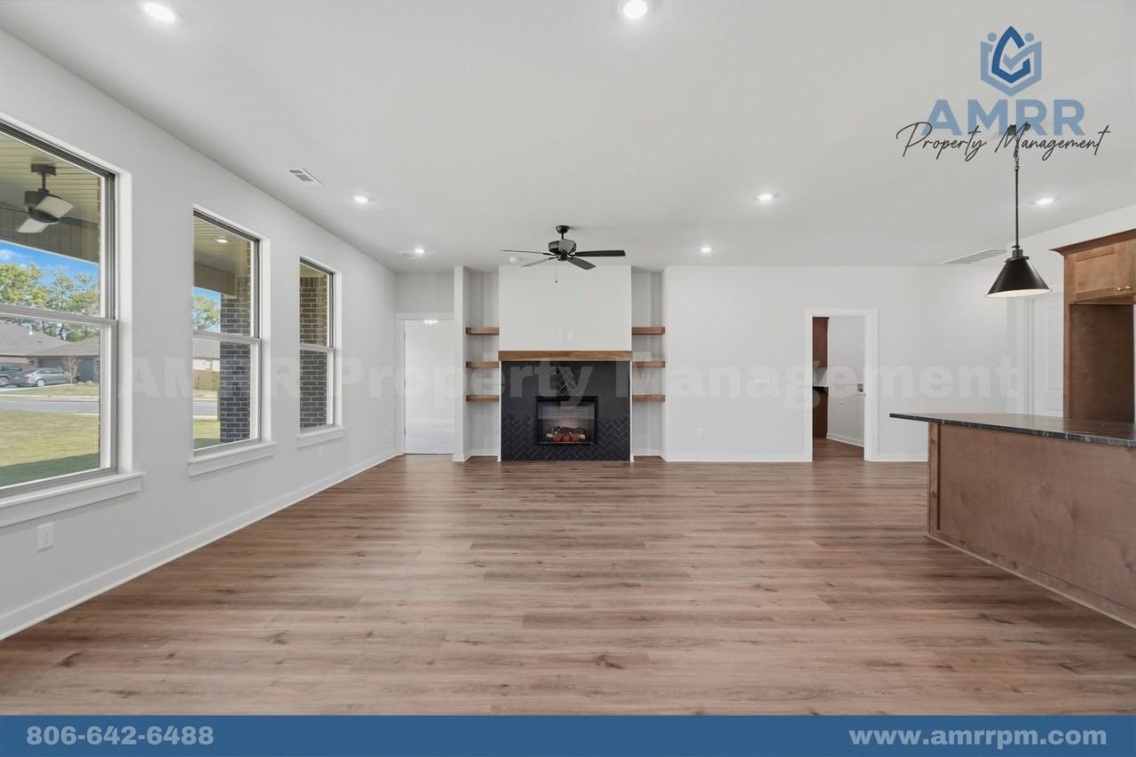2301 N Lexington St - Photo 7 of 33