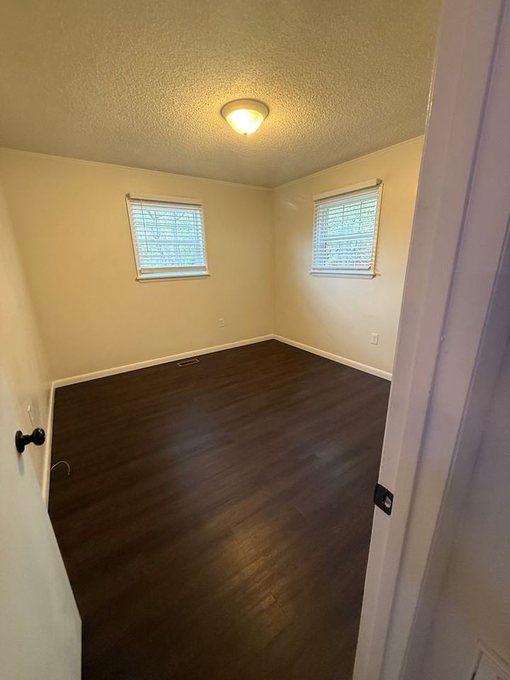 95 Moore St - Photo 6 of 12