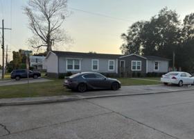 featured image of 32610 Bowie St