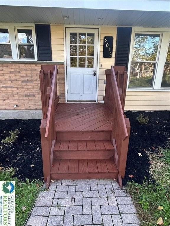 3013 N Delaware Dr #1 - Photo 2 of 15