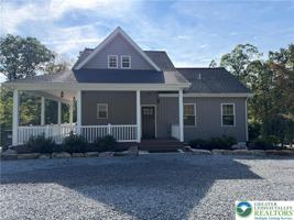 featured image of 8423 Gun Club Rd