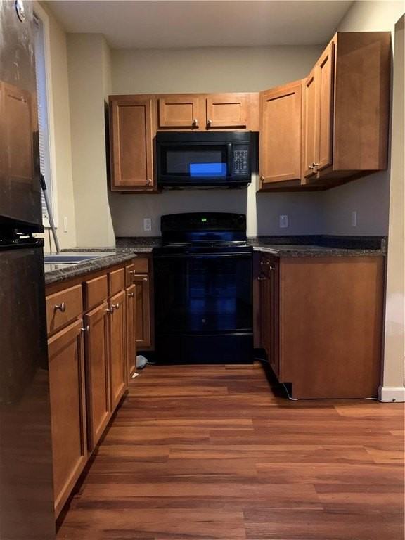944 W Liberty St #3 - Photo 2 of 5