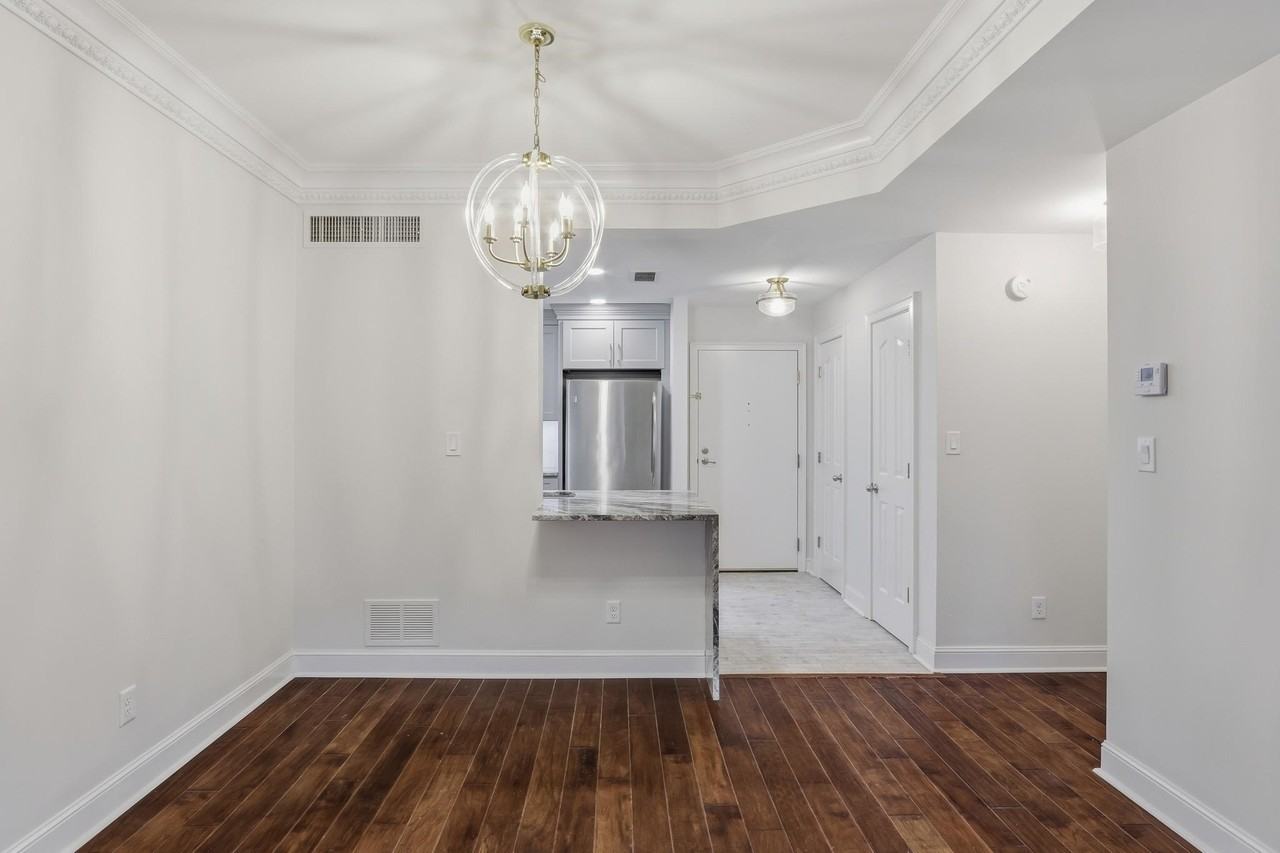 5400 Park Ave #205 - Photo 7 of 30