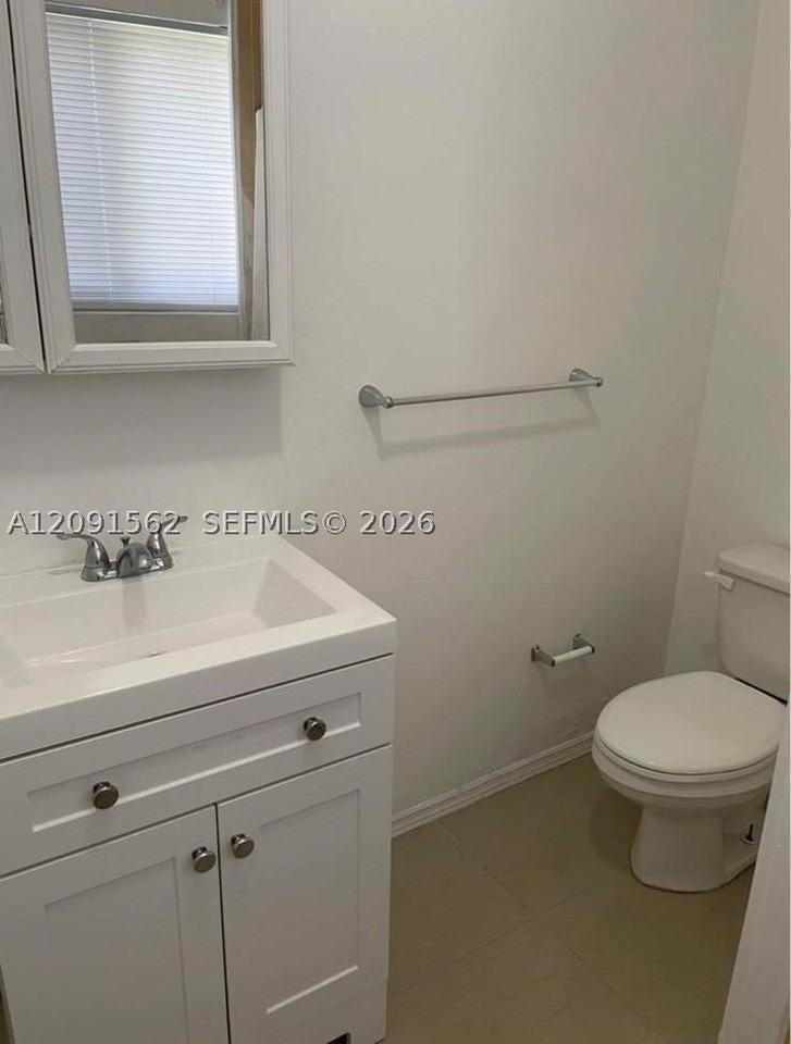 14800 Sw 94th Ave #1 - Photo 7 of 9