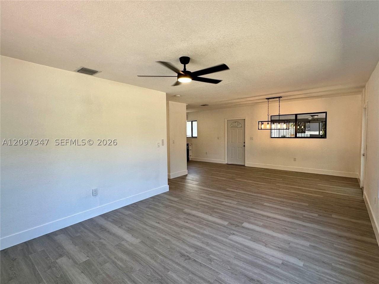 1150 Nw 116th Ter - Photo 3 of 28