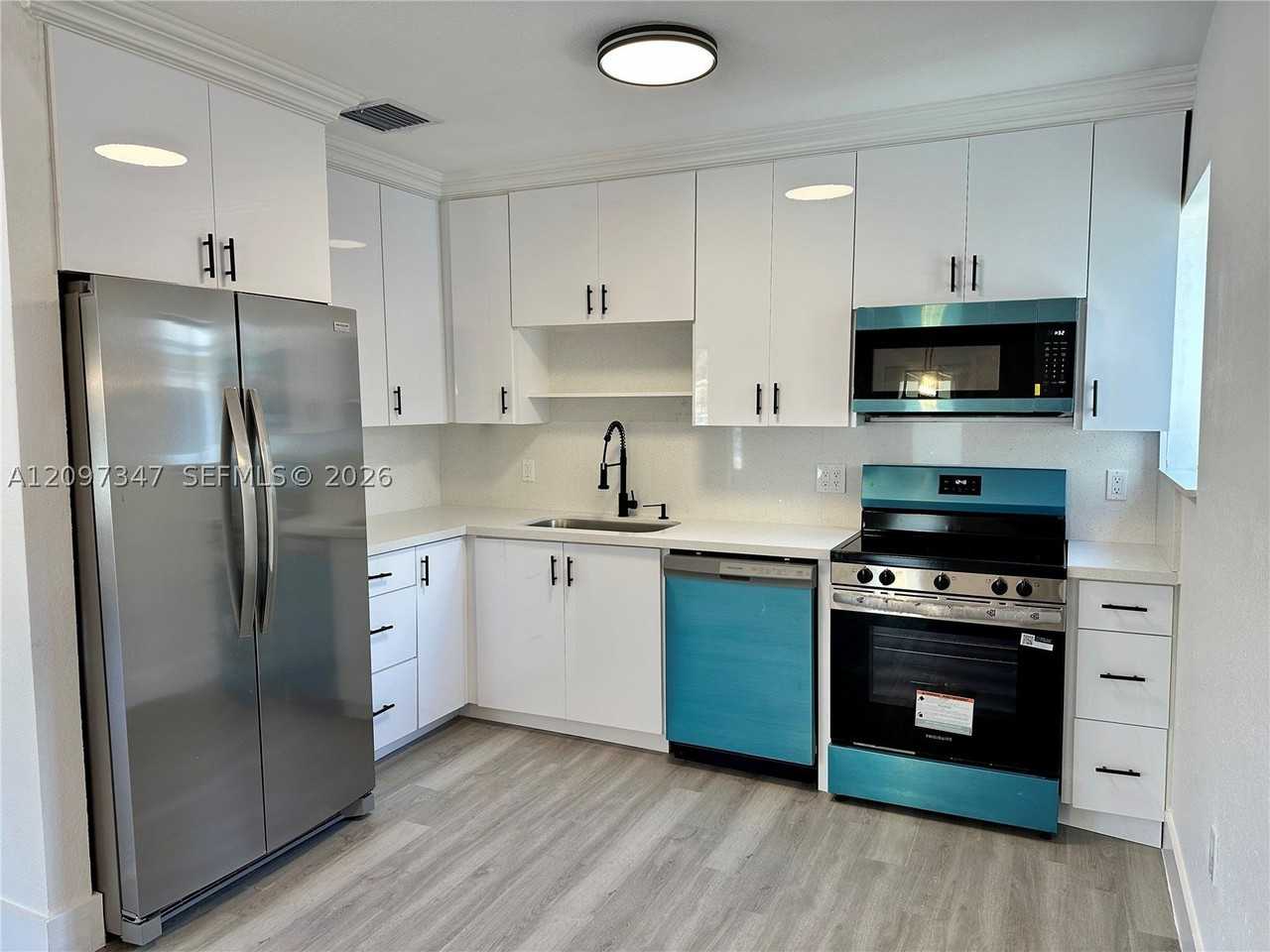 1150 Nw 116th Ter - Photo 6 of 28