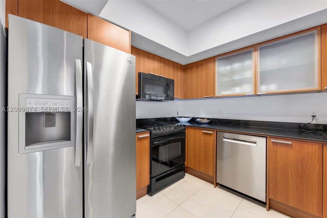 16699 Collins Ave #2904 - Photo 5 of 20