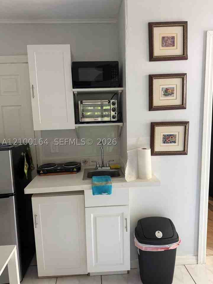 1570 Ne 132nd Rd #A - Photo 3 of 15