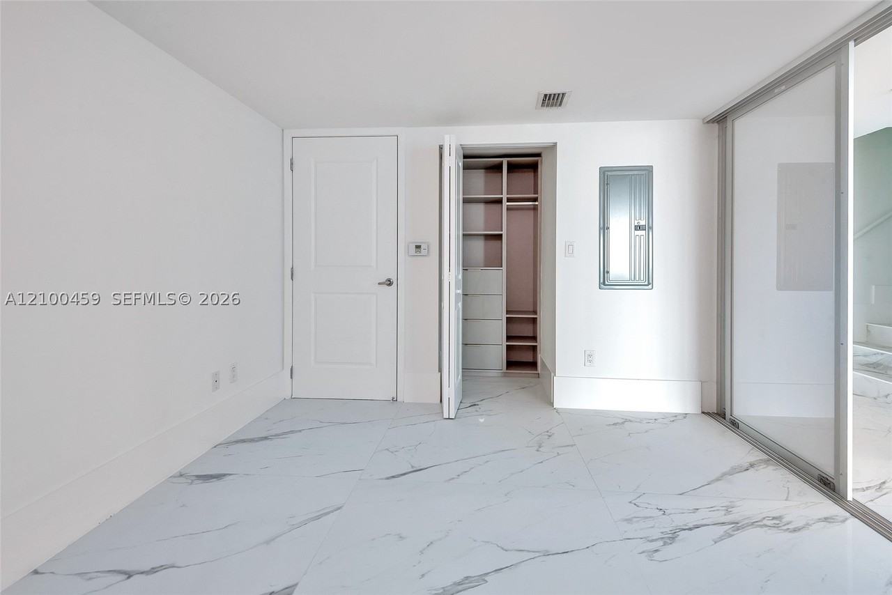 400 Sunny Isles Blvd #917 - Photo 7 of 50