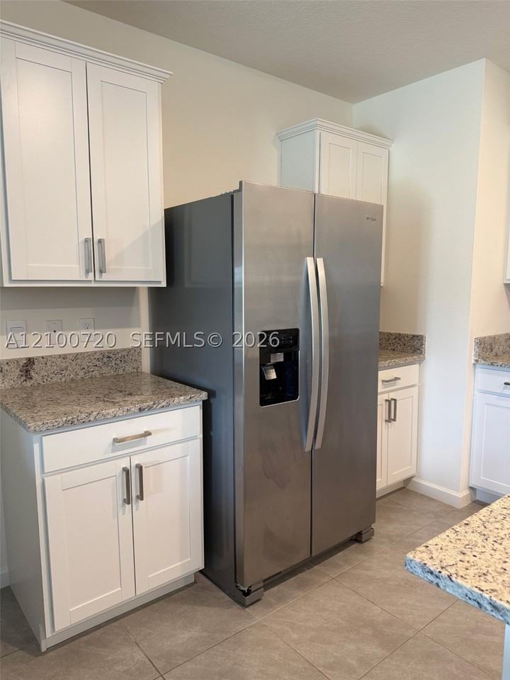 12272 Sw Rimini Way #12272 - Photo 3 of 9