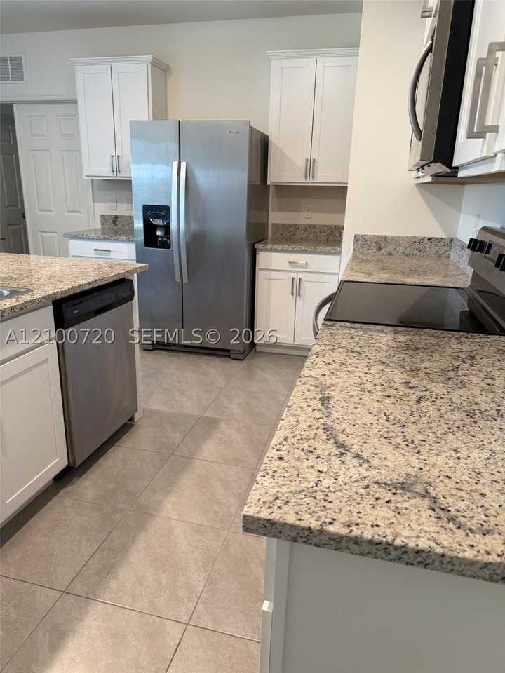 12272 Sw Rimini Way #12272 - Photo 6 of 9
