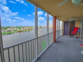 featured image of 1750 Ne 191st St #729-4