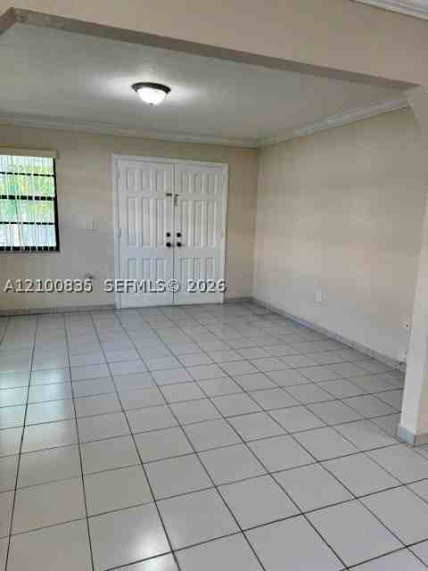 3230 Sw 27th St #3232 - Photo 2 of 10