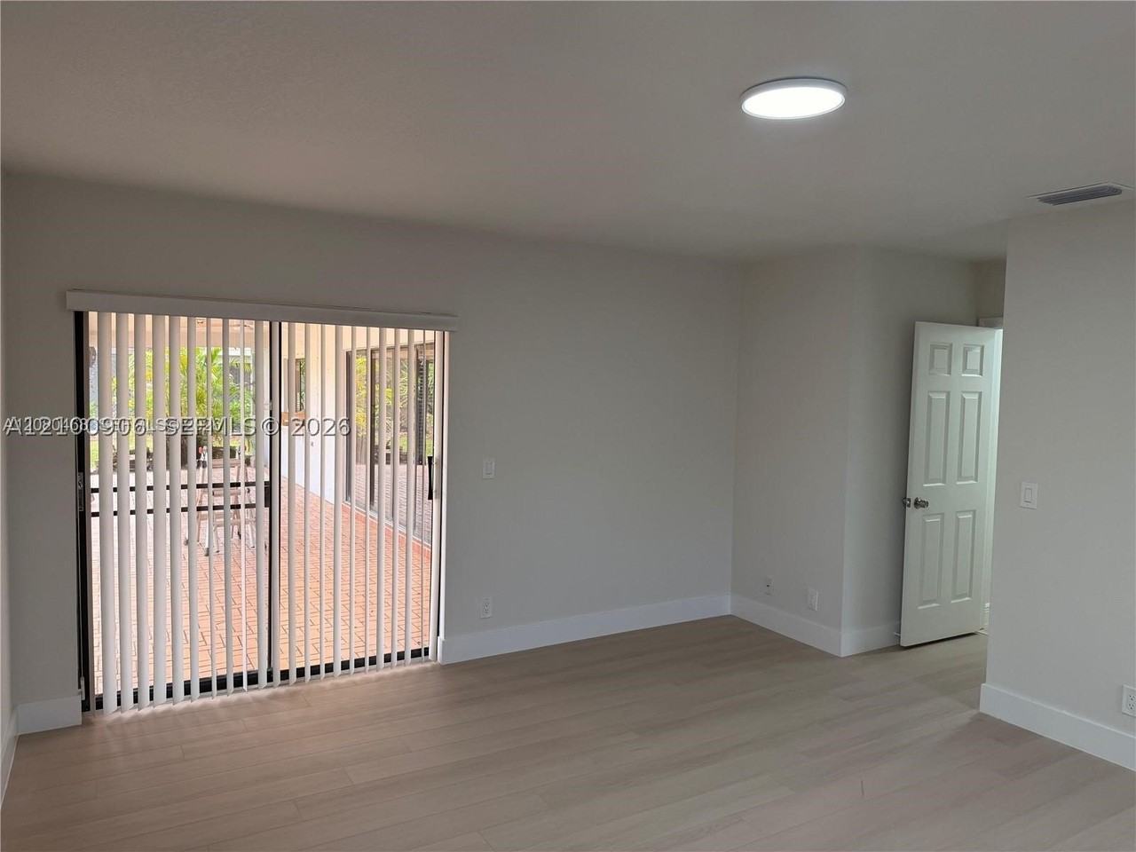 10379 186th Ct S - Photo 7 of 30