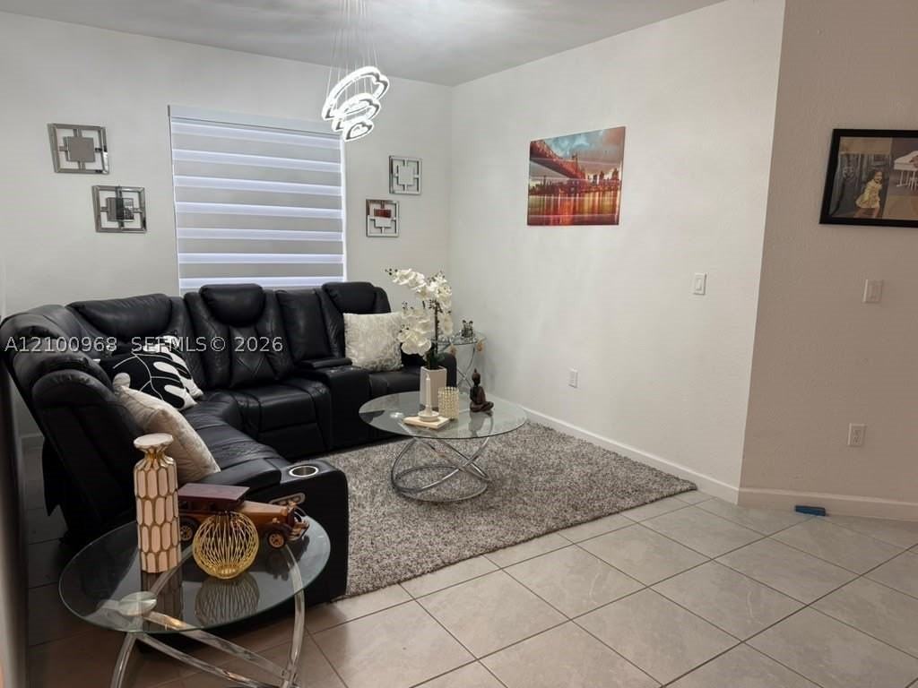 11908 Sw 238th Ter - Photo 5 of 50