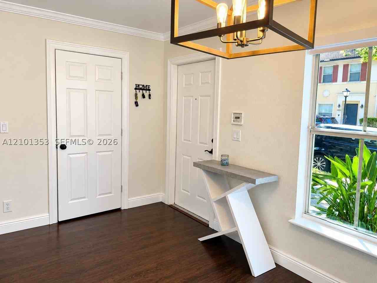 10023 Sw 24th St #0 - Photo 7 of 41