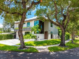 featured image of 1875 Ne 193rd St