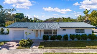 8850 Ne 4th Ave - Photo 1 of 1