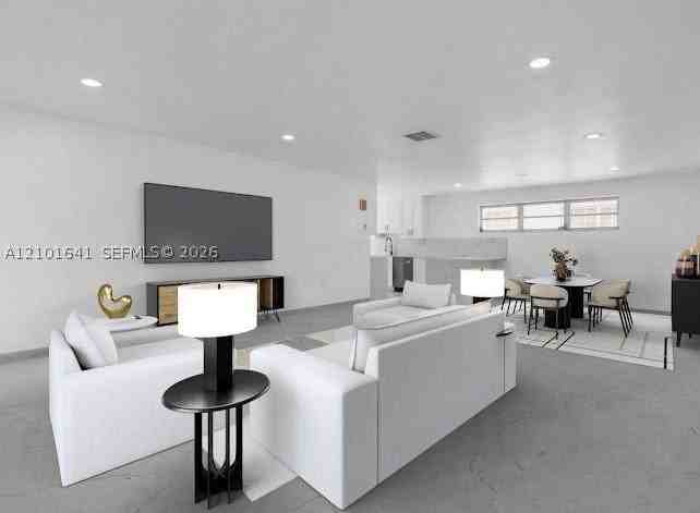 8850 Ne 4th Ave - Photo 5 of 24