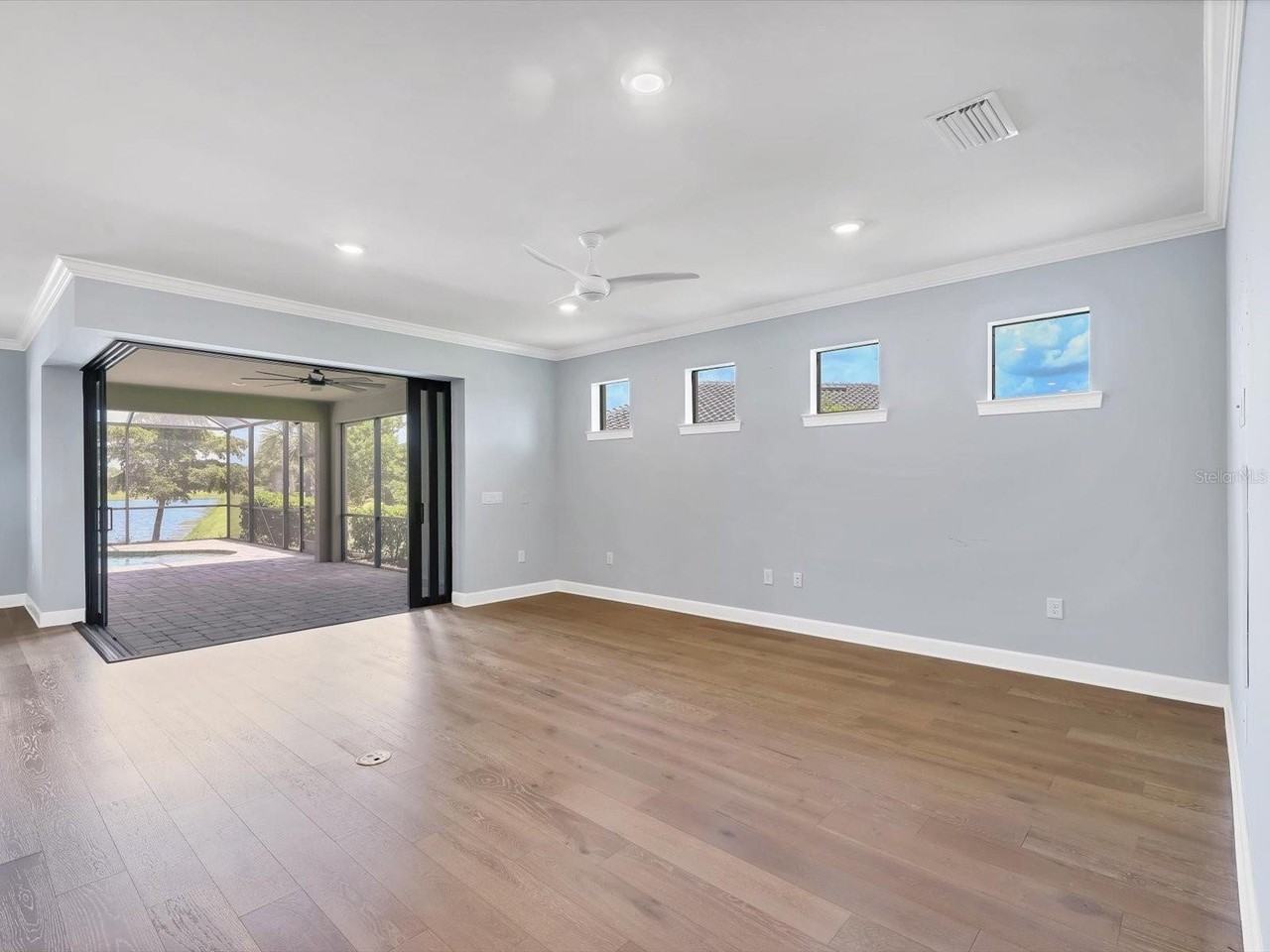 7543 Viola Loop - Photo 7 of 50