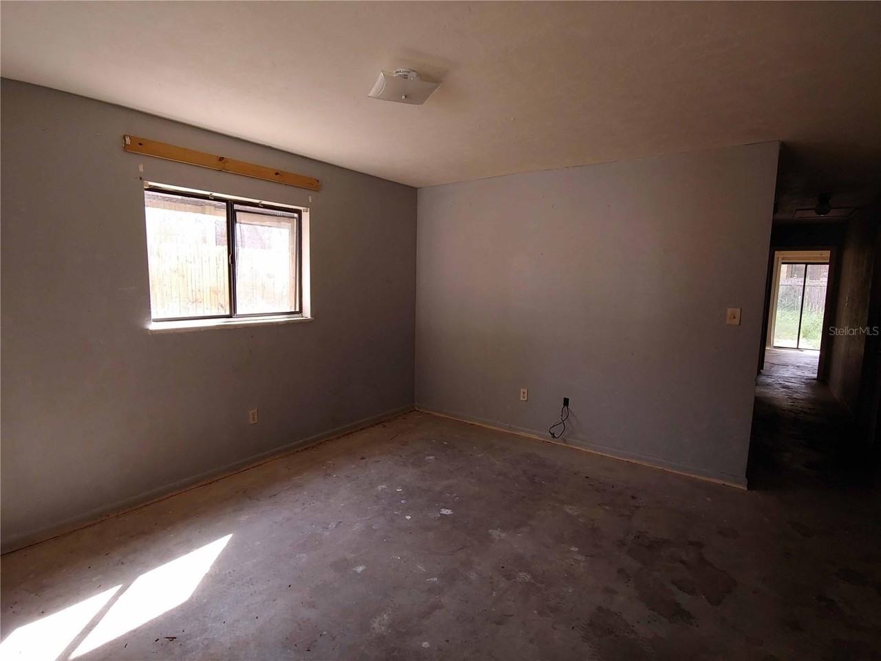 4314 Sw 67th Ter - Photo 3 of 13