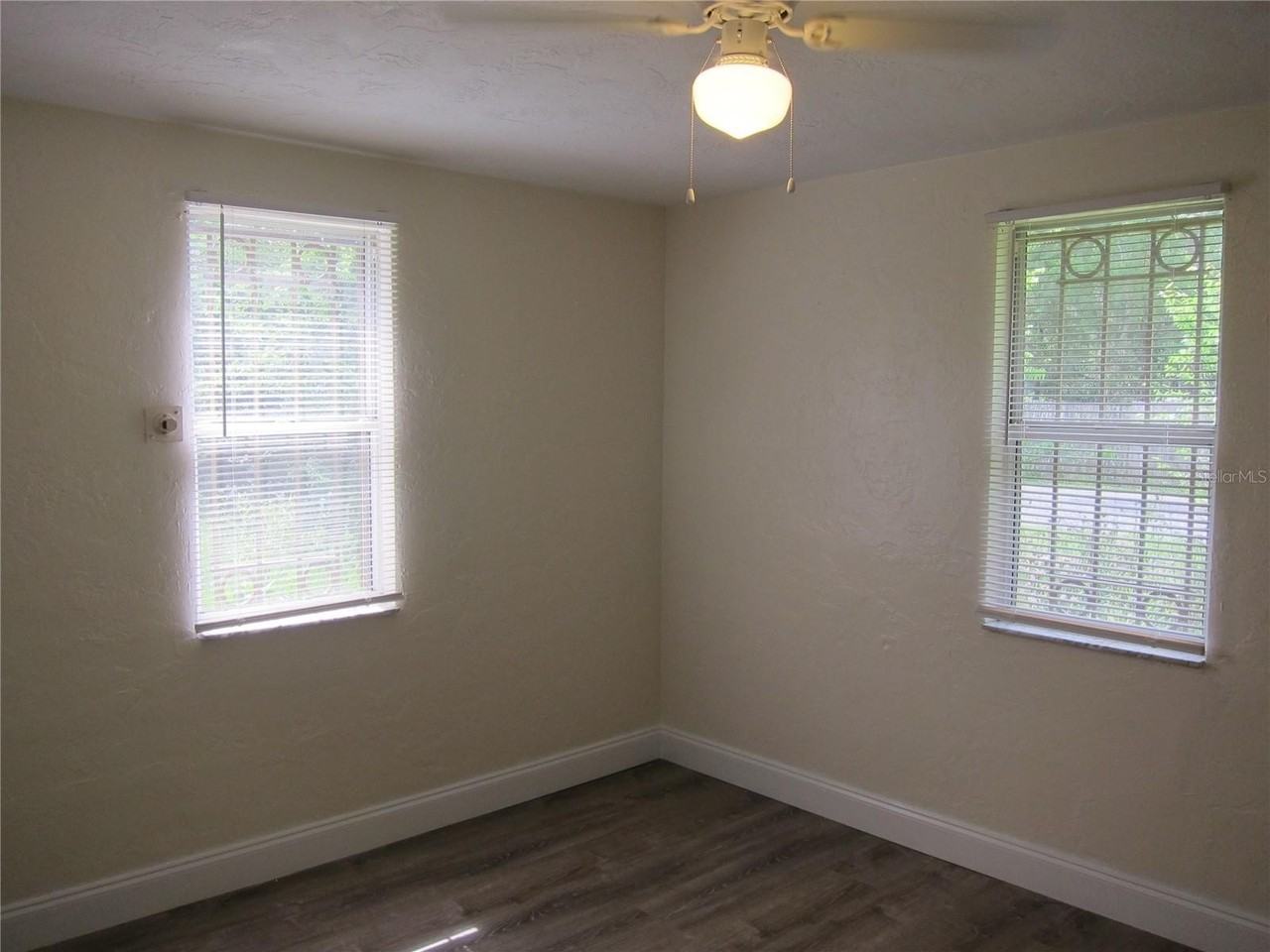 2325 Se 12th St - Photo 7 of 20