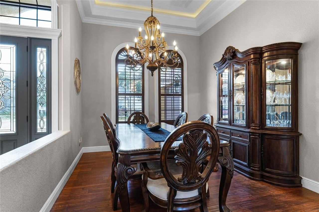 4500 Stone Hedge Dr - Photo 4 of 50