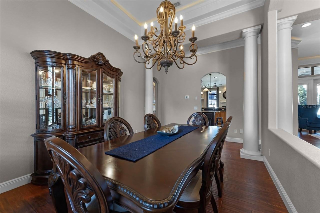 4500 Stone Hedge Dr - Photo 5 of 50