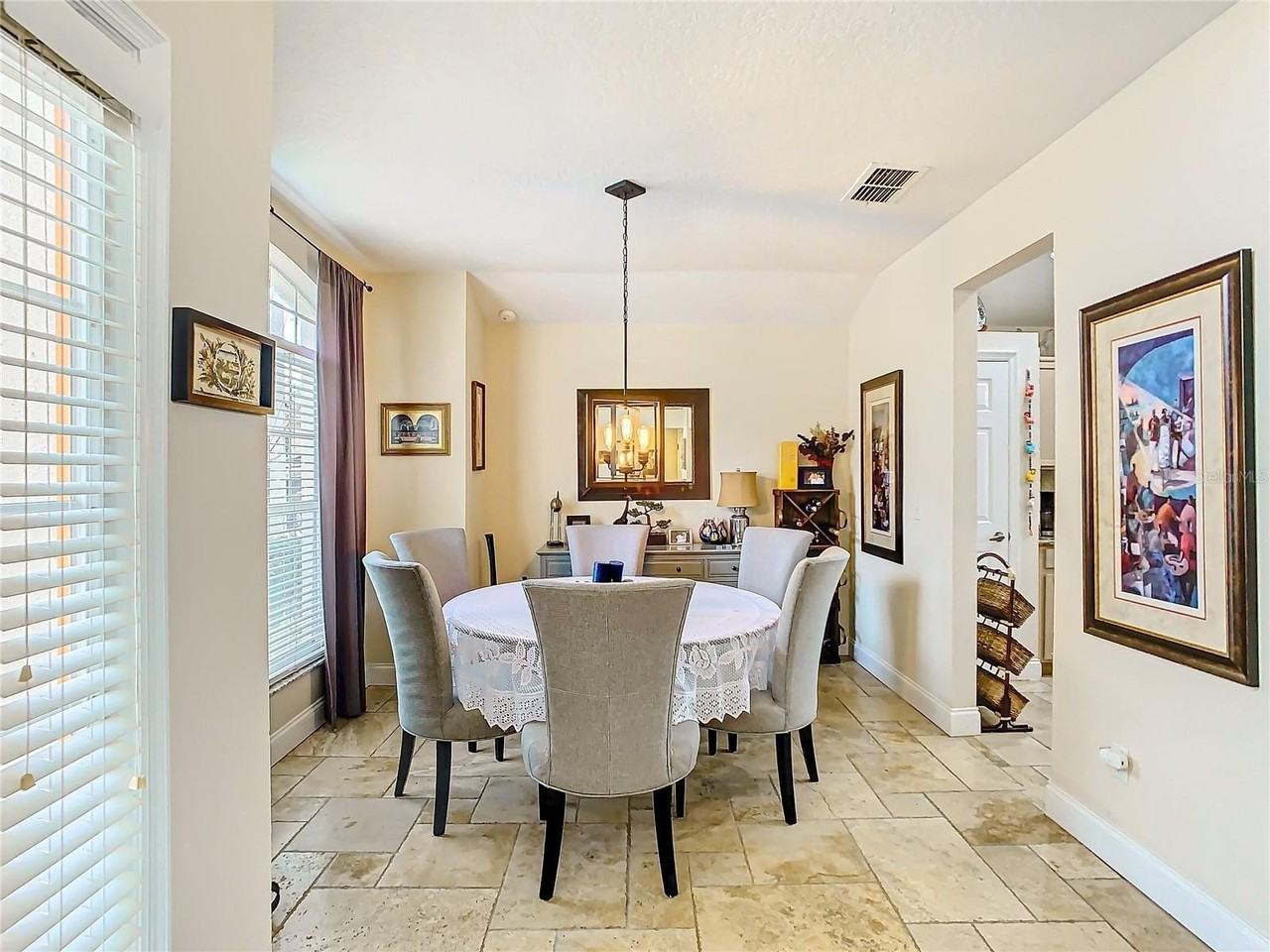 6602 Imperial Oak Ln - Photo 7 of 50