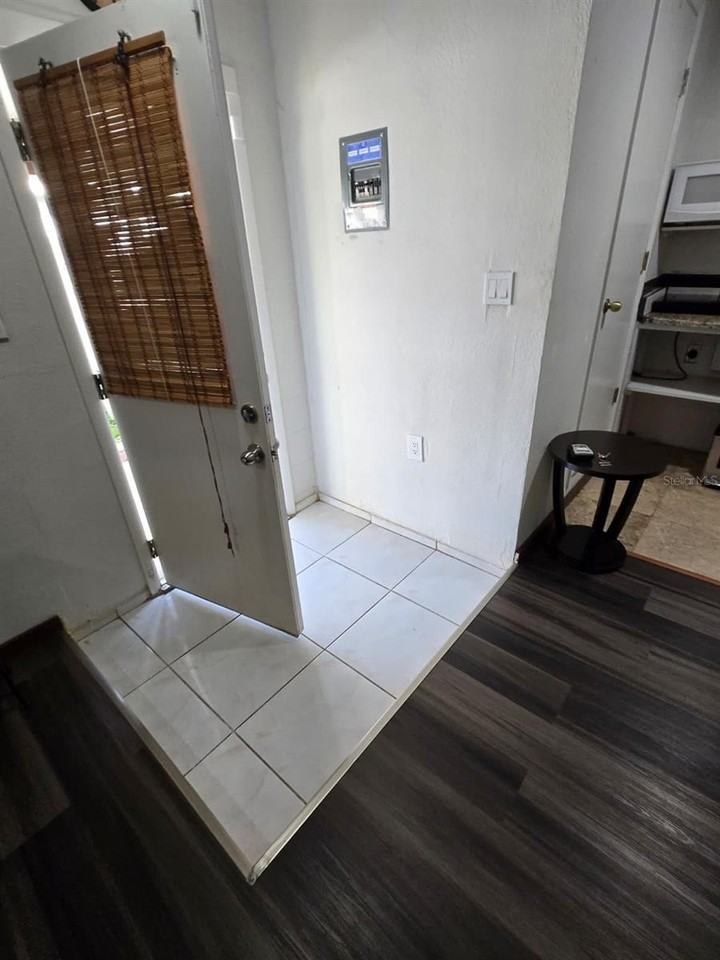 12119 Dakota Woods Ln - Photo 7 of 8