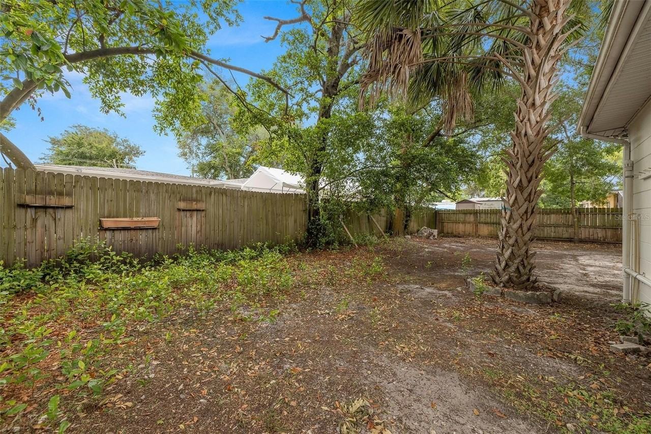 12113 N Edison Ave - Photo 4 of 29