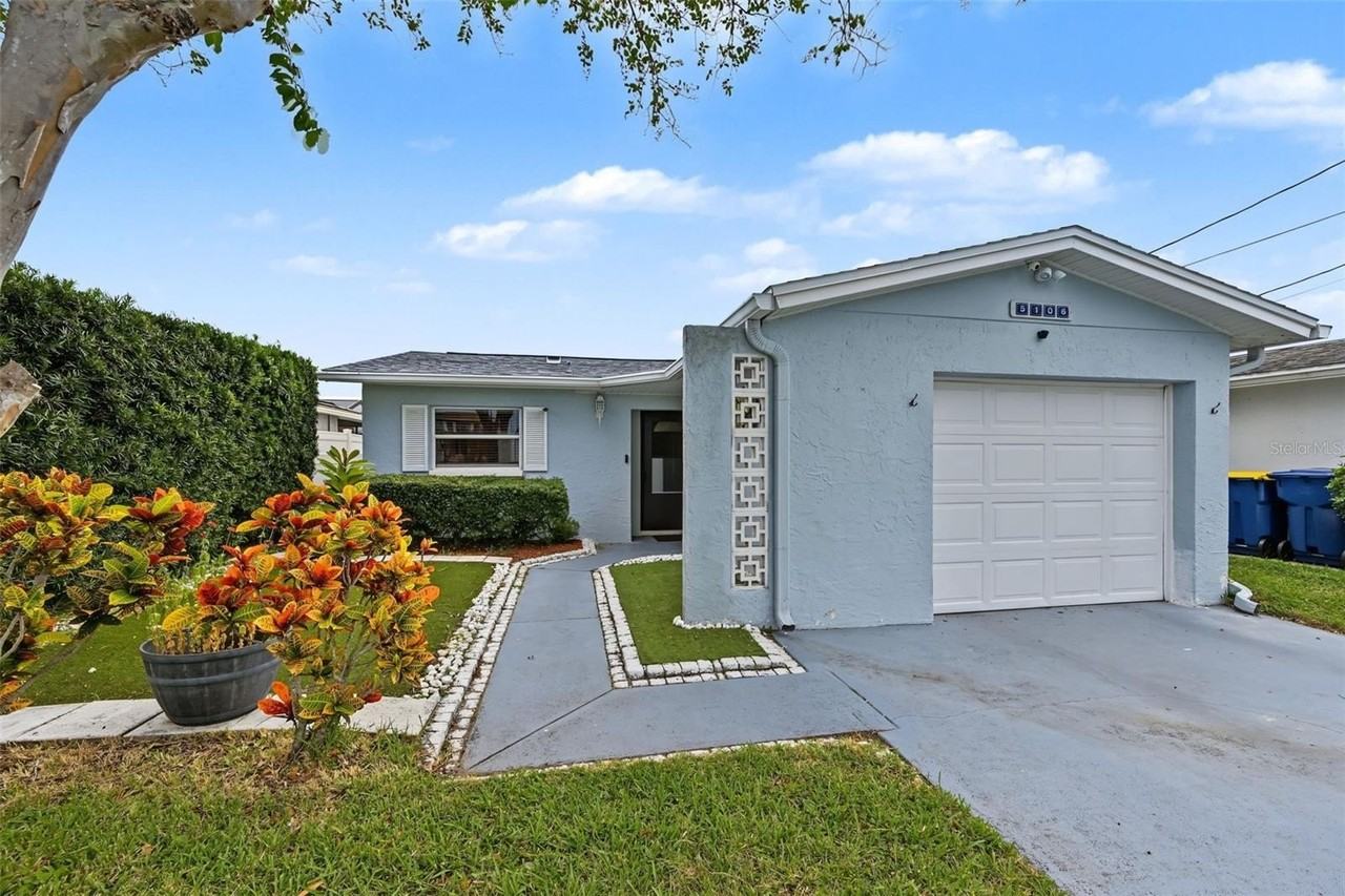 5106 Blue Heron Dr - Photo 2 of 47