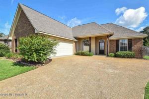 featured image of 112 Clearview Dr E
