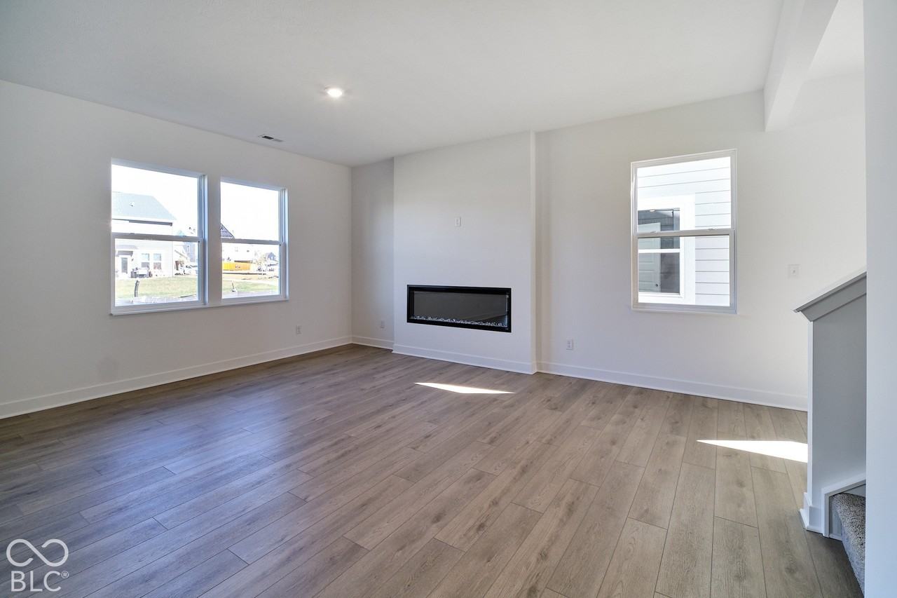 5714 Cloister Ln - Photo 6 of 50
