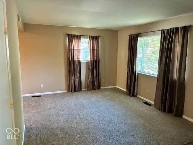 593 Northgate Dr - Photo 2 of 14