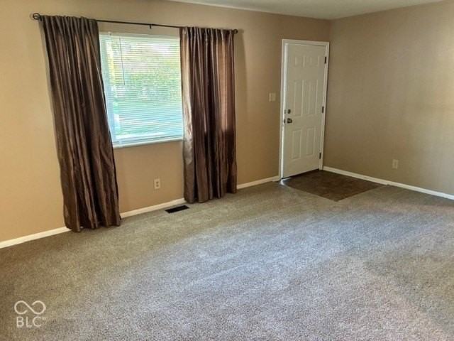 593 Northgate Dr - Photo 3 of 14