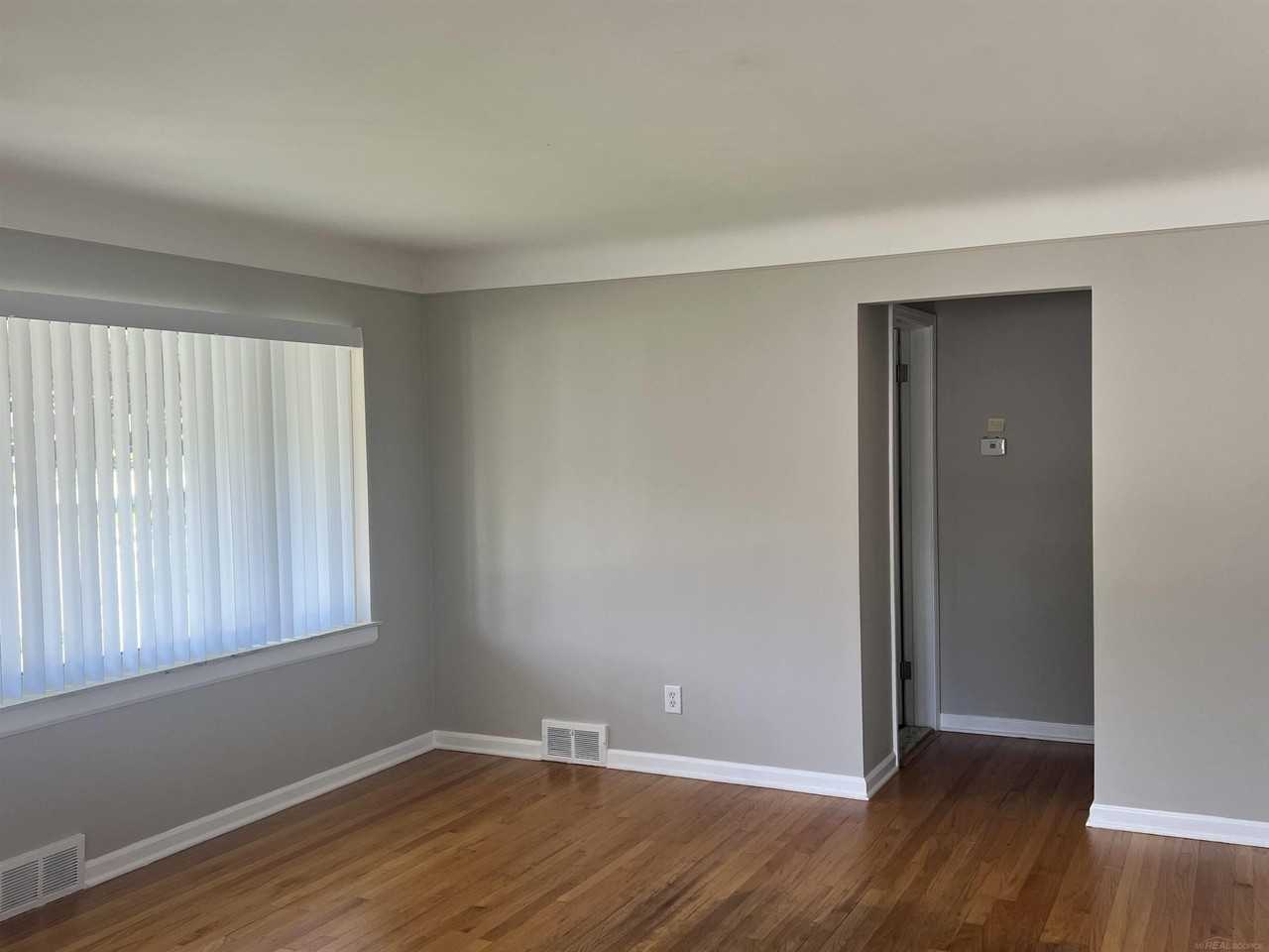 10 Shiawassee Cir - Photo 7 of 17