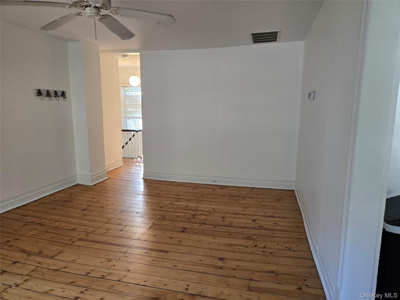 415 Myrtle Ave - Photo 7 of 26