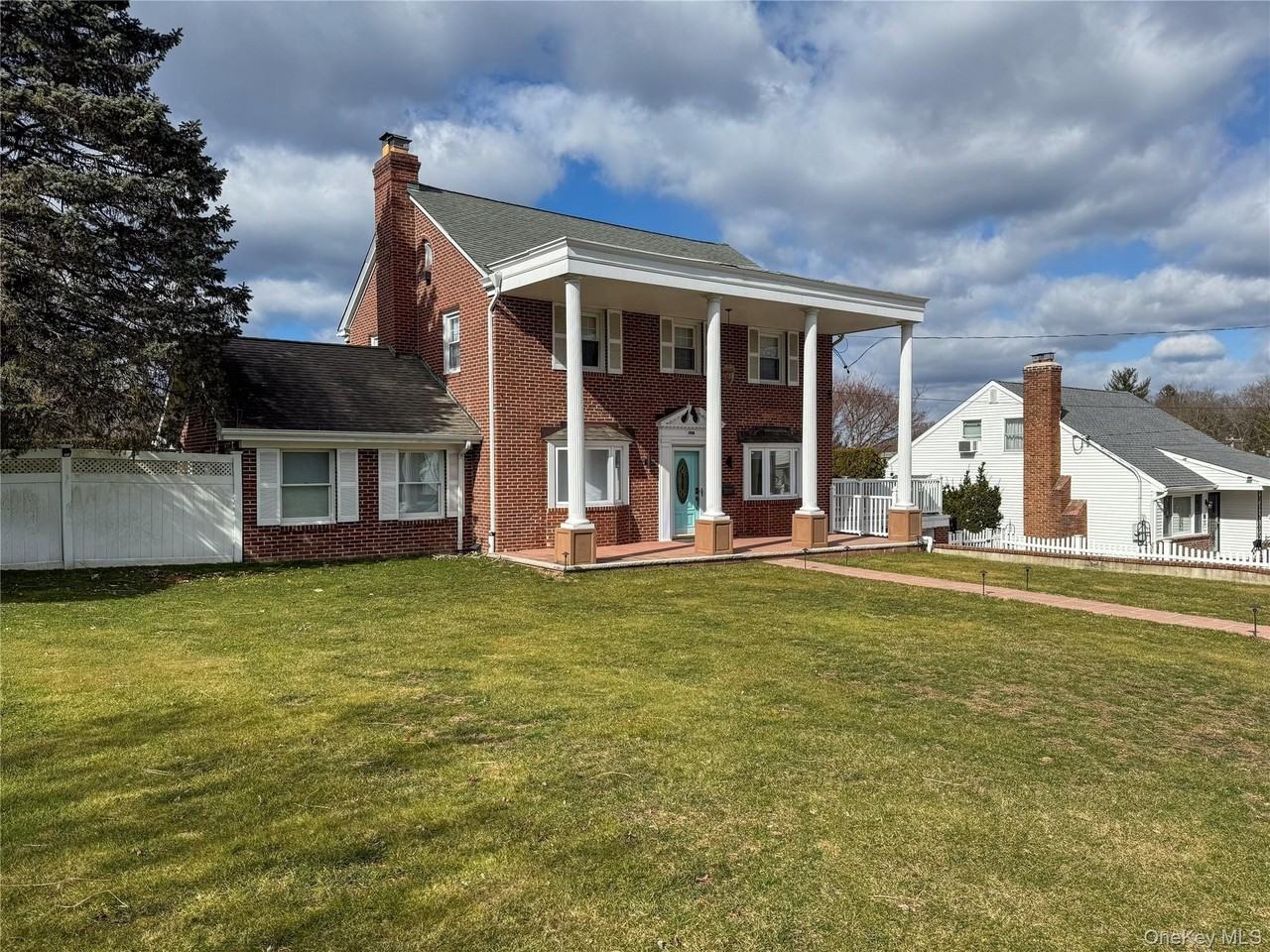 10 Wolfle St - Photo 2 of 25