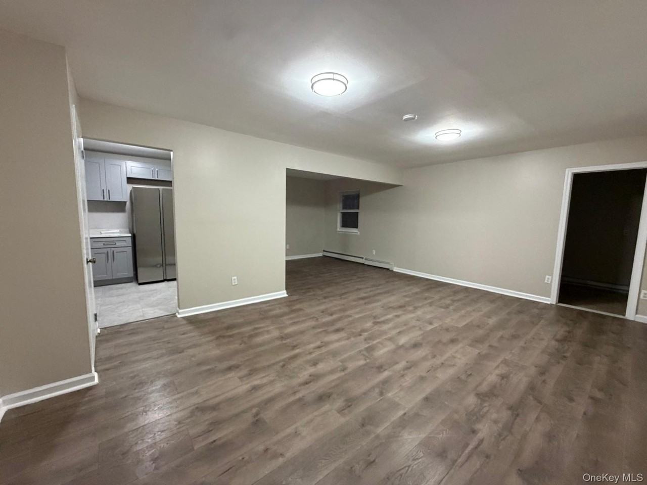 848 Sunrise Hwy - Photo 4 of 10