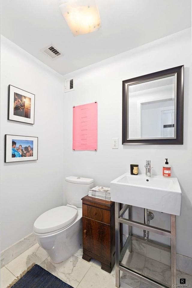 32 Clinton St #4 - Photo 7 of 17