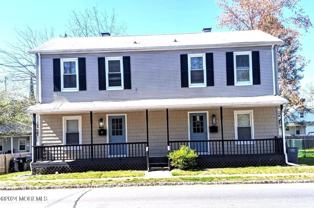 172 Main St #A - Photo 1 of 1
