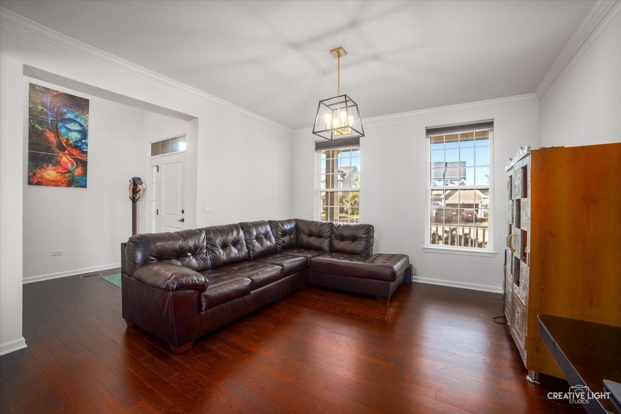 3675 Shaughnessy Dr - Photo 3 of 23