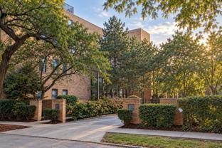 2100 N Racine Ave #2J - Photo 1 of 1