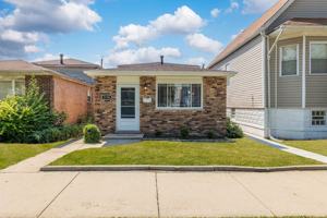 featured image of 9154 S Luella Ave