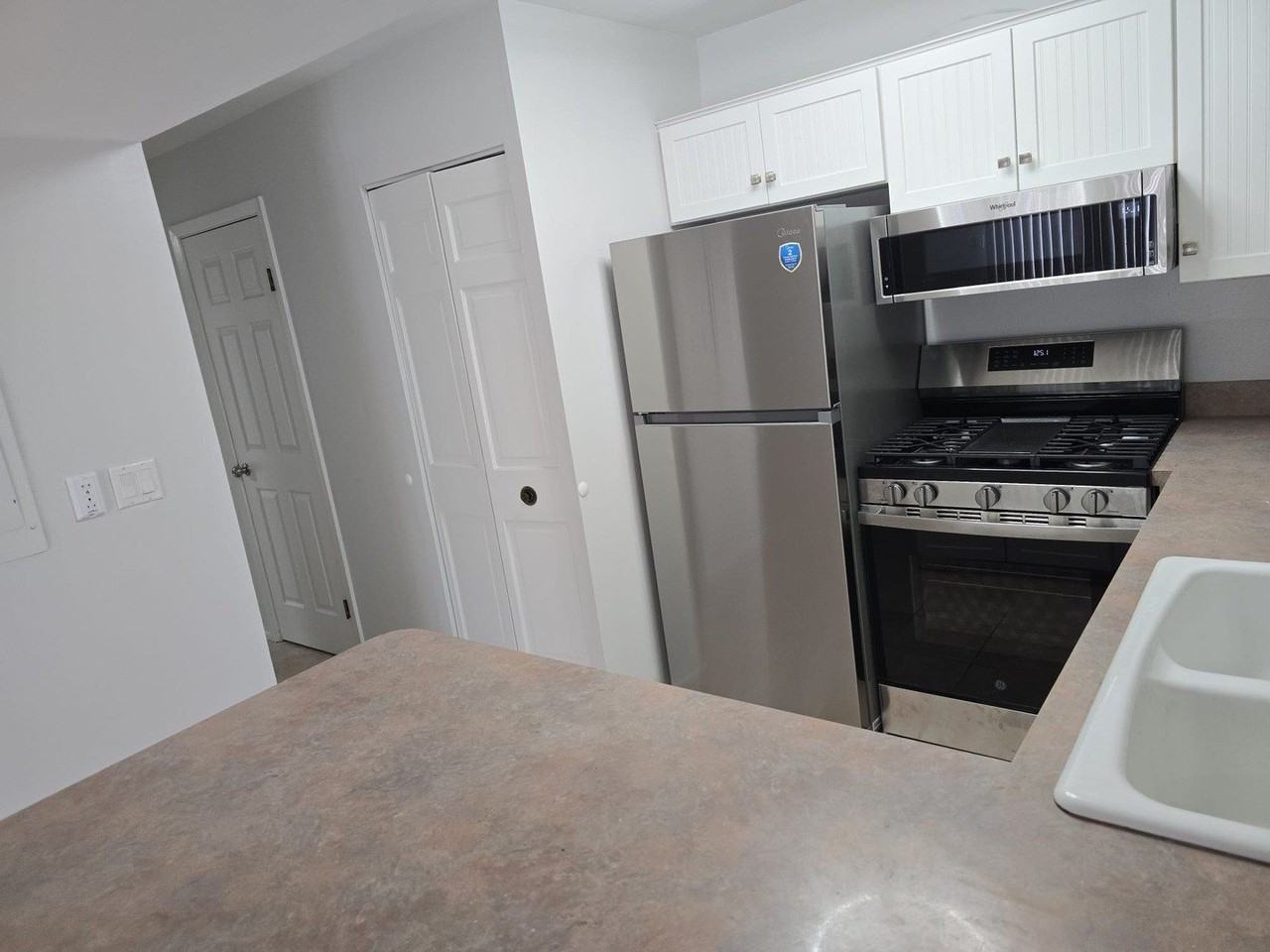 797 Coventry Pl #797 - Photo 3 of 14