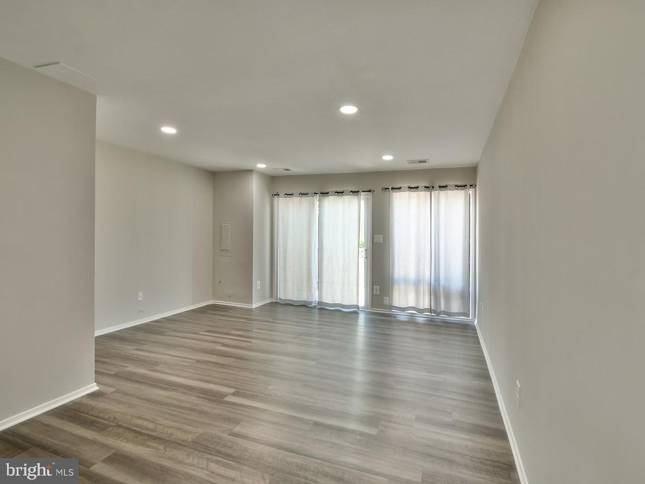 10216 Ridgeline Dr - Photo 2 of 22