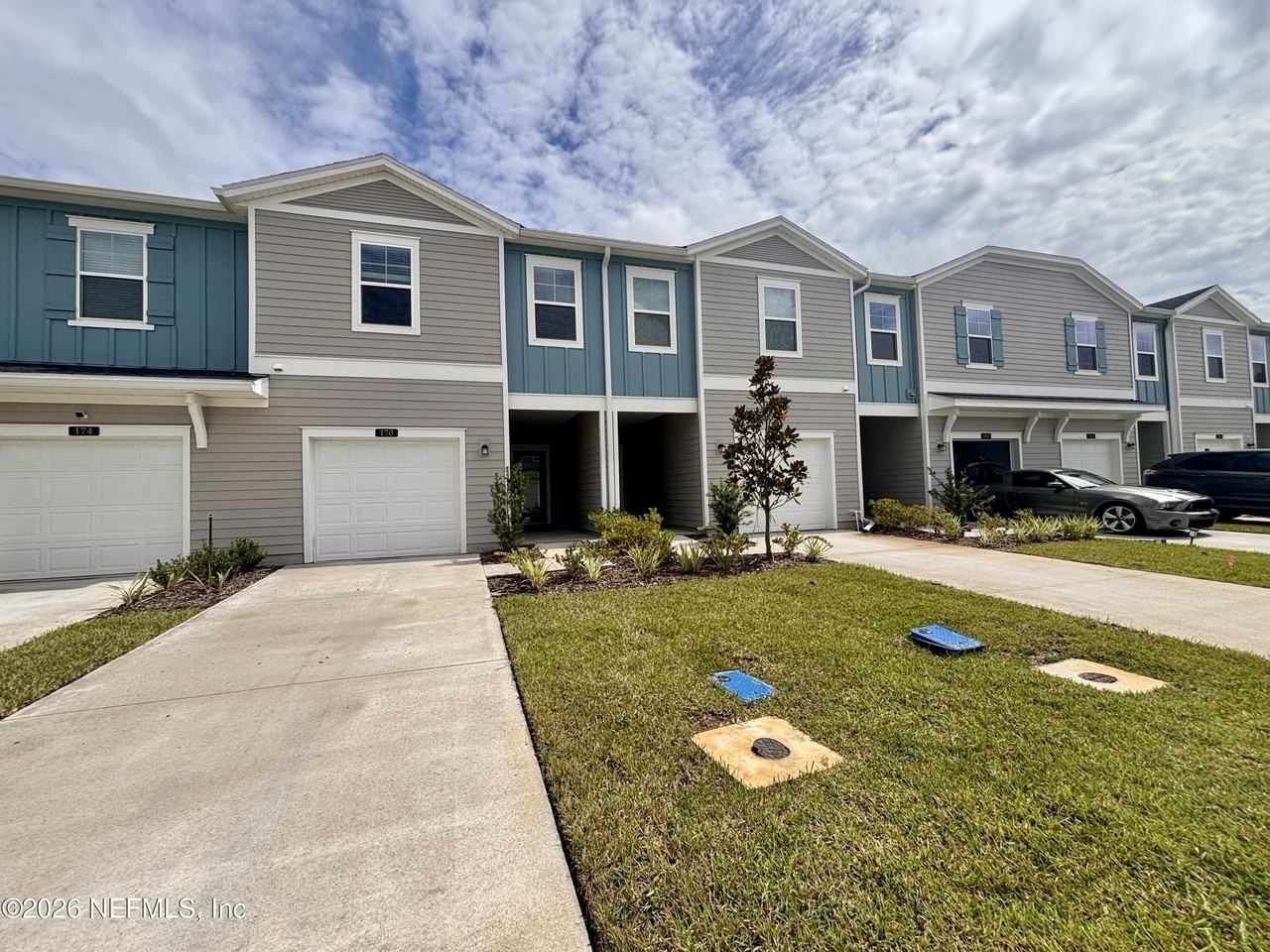 170 Hubbard Bnd - Photo 2 of 47
