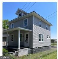 featured image of 109 Thompson St